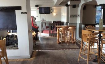 OYO Tamworth Arms Boutique Pub & Hotel