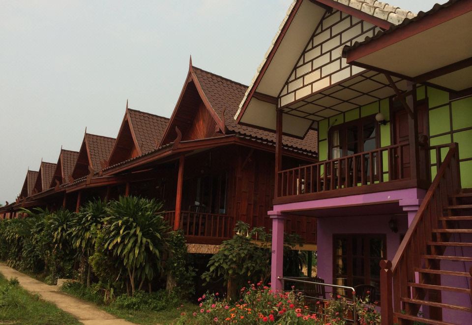 River View Bungalows