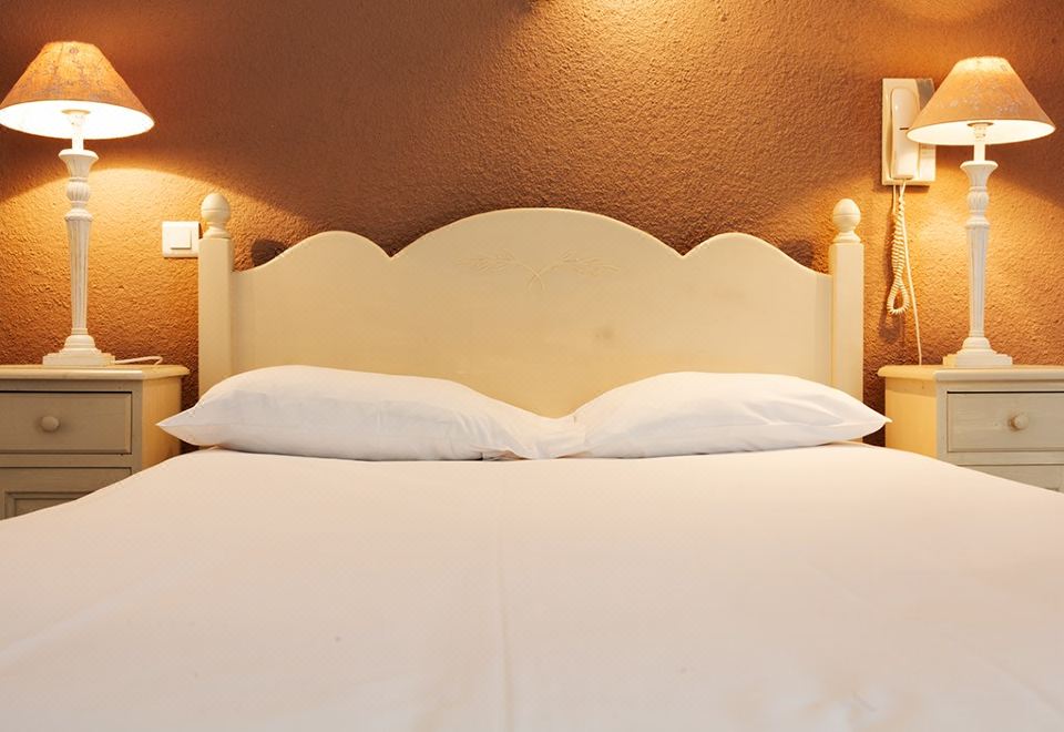 Logis Hotel Restaurant la Corniche des Cevennes