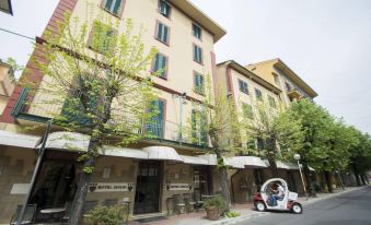 Hotel Giglio - Housity