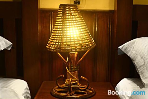 豪华特大号床间