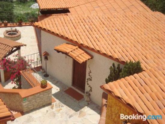 双人房配有两张双人床