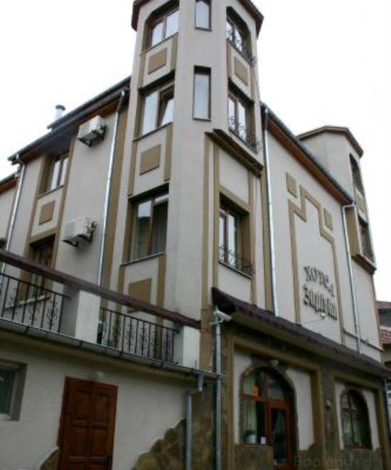 Family hotel The Castle - Housity