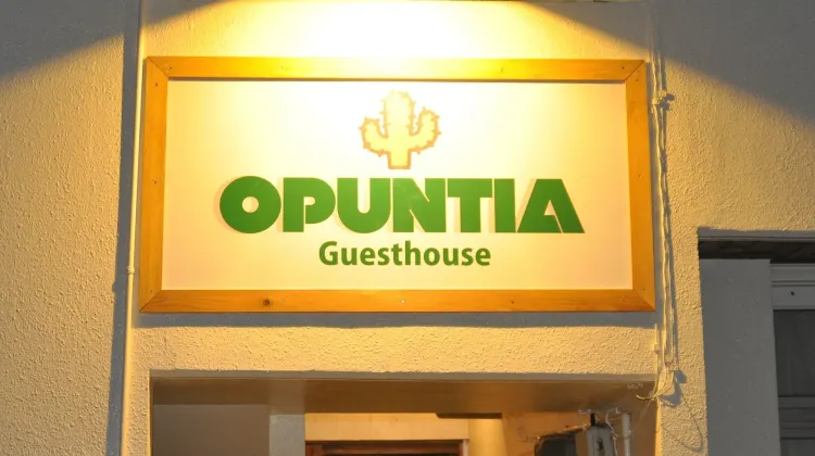 石垣島 ゲストハウス オプンティア 外観