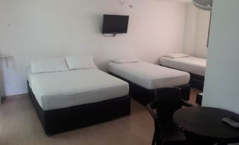 Apartahotel Montes la 70