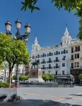 H10 Palacio Colomera Отели в г. 