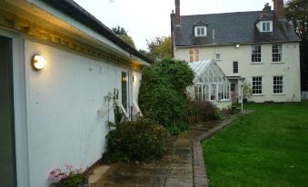 Spellbrook Farm B&B - Housity