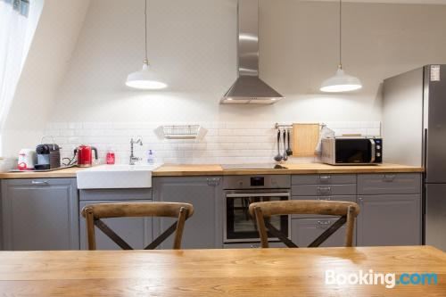 Appartement Vue Mer, Suquet et Palais Avec Parking Apartment with Sea View