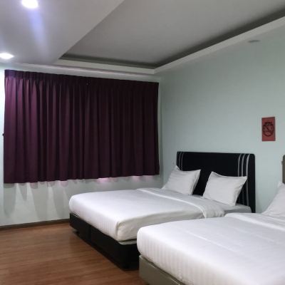 Suite Keluarga Kupon OYO 89855 Salim Room