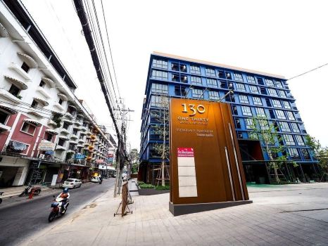 曼谷130號酒店及公寓