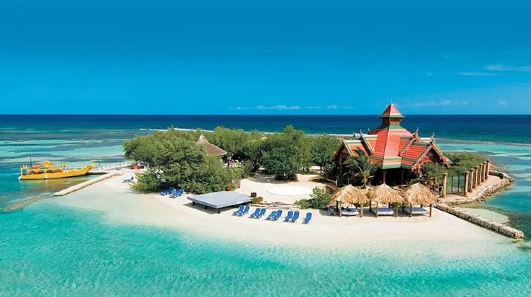 Sandals Royal Caribbean (Src) 外観