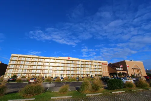 Ramada Plaza by Wyndham Nags Head Oceanfront