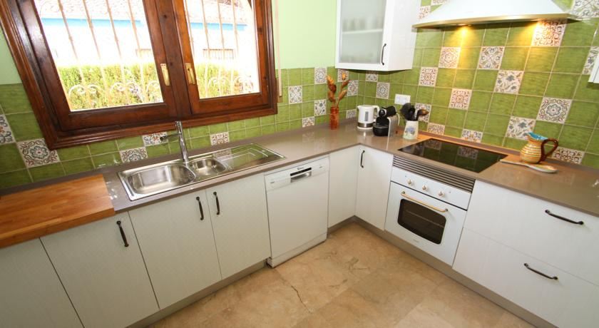 四卧室别墅带私人泳池