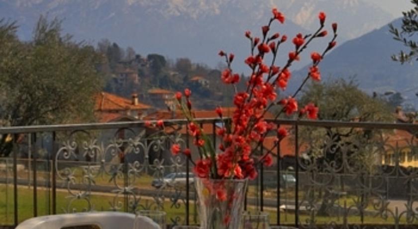 园景两卧室公寓