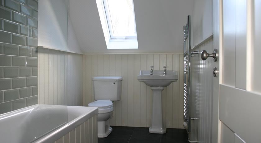 Wee Corsee Two-Bedroom Apartment