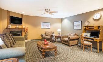 Ramada by Wyndham Spirit Lake/Okoboji