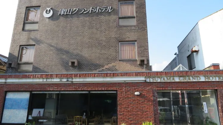 津山グランドホテル 外観