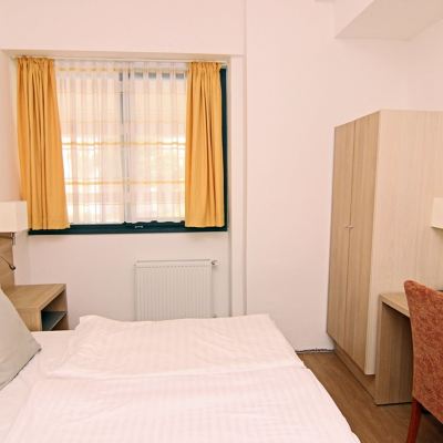 Double Room with Shared Bathroom