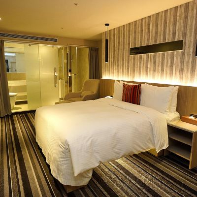 豪華雙人房（無窗） 丰居旅店（台北忠孝館）優惠