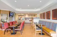 TownePlace Suites Detroit Canton