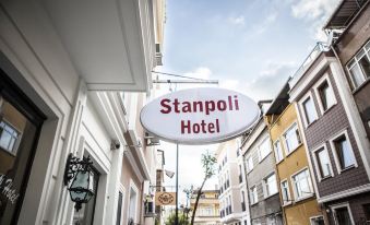 Stanpoli Hostel