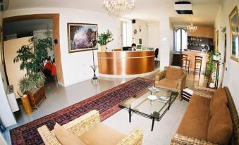 Master Hotel - Housity