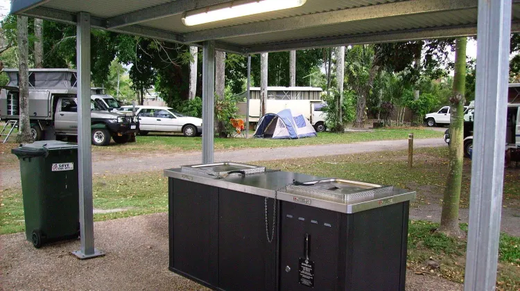 Nrma Cairns Holiday Park 食事・レストラン