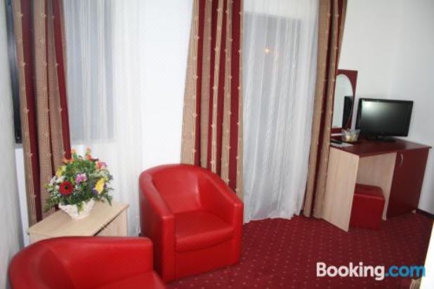 带海景和阳台的家庭房（2成人+1小童）