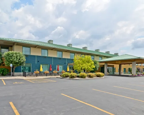 Best Western the Inn at the Fairgrounds Hotels in Geddes