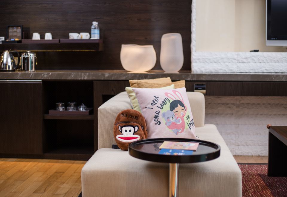 Grand Hyatt GuangzhouThemed Deluxe Suite