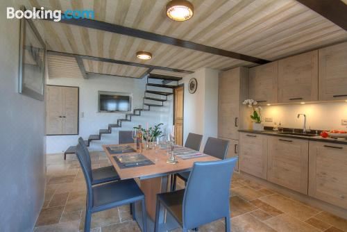 两卧室联排别墅