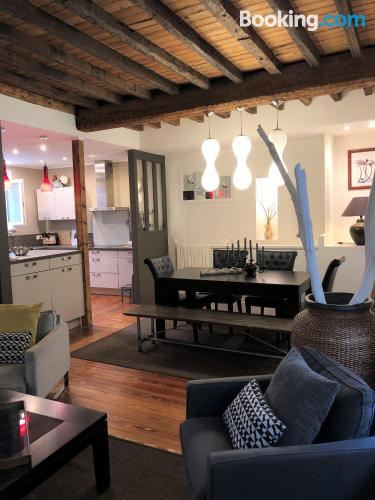 两卧室联排别墅