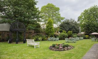 The Clarendon Hotel - Housity