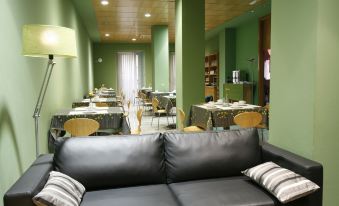 Hotel Bilbao Jardines