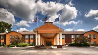 Countryside Inn and Suites