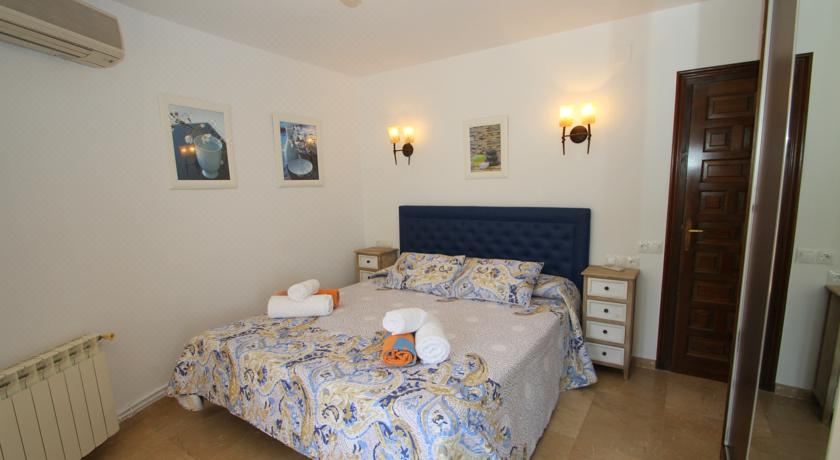 四卧室别墅带私人泳池