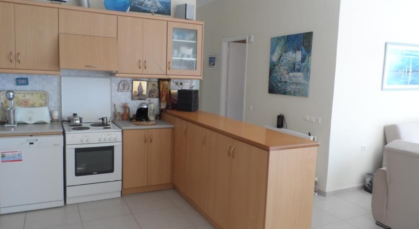 Michalis Holiday Home Three-Bedroom House