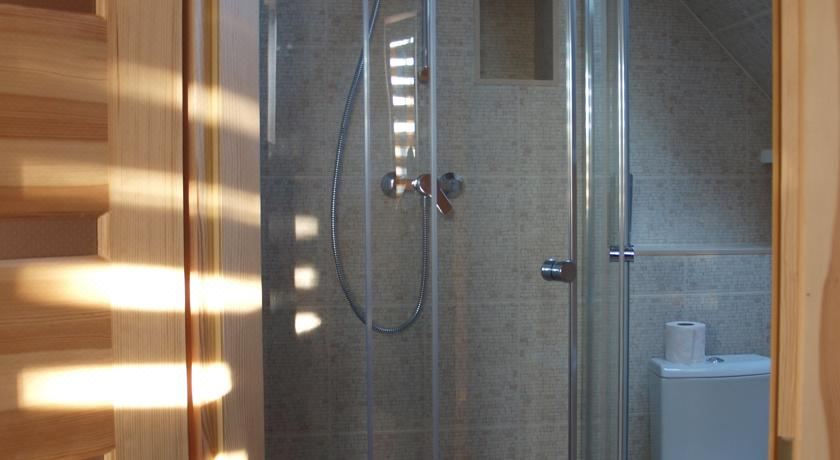 带露台的四人间