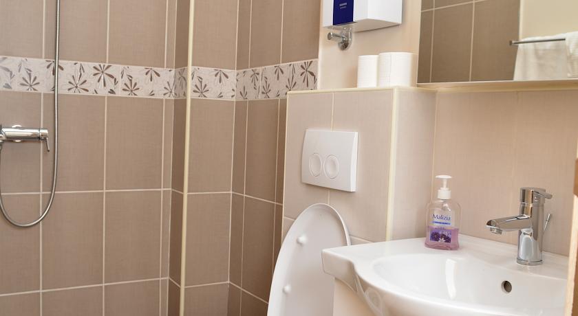 带天井的一室公寓