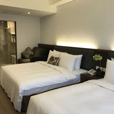 高級四人房 ML Hotel 晨光飯店優惠