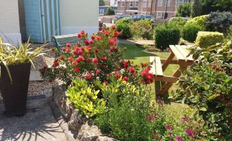 Heatherleigh Bed & Breakfast - Housity