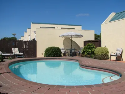 โรงแรม Sundowner Motel โรงแรมใน
