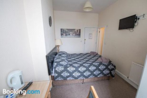 双人房（带独立浴室）