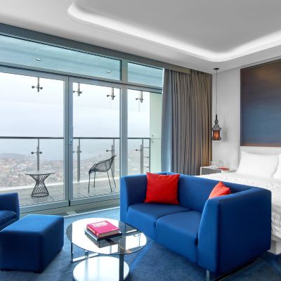 Junior Suite with City View