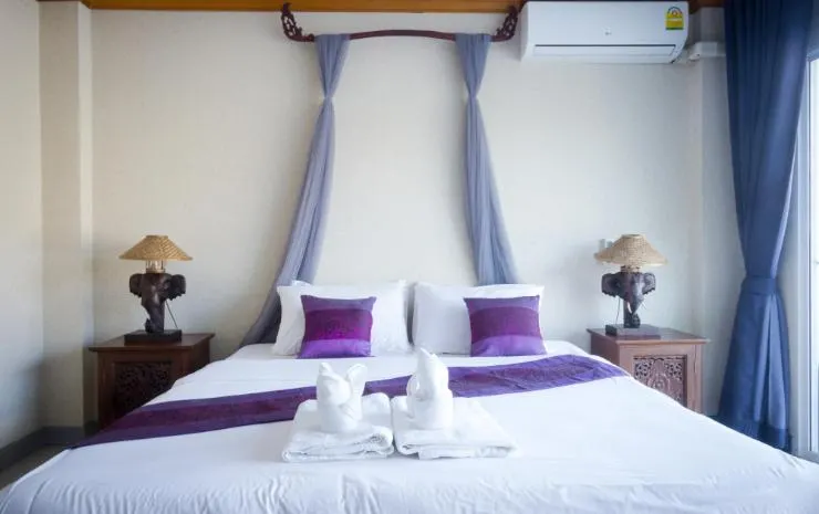 Deluxe Double Bed with Balcony
