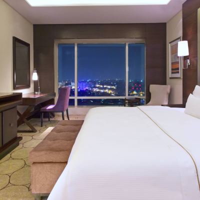 總統特大床套房 - 顧客可使用行政酒廊 奈維拉契裡威斯汀飯店優惠