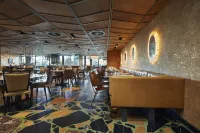 Ovolo Canberra, a Wyndham Hotel