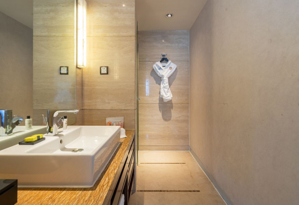 大嘴猴主題豪華江景房