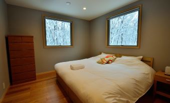 Bluebird Chalets by the Hakuba Collection