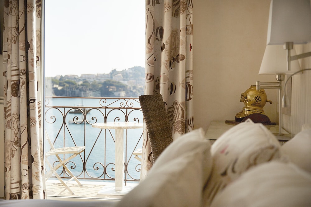 高级双人房 带海景